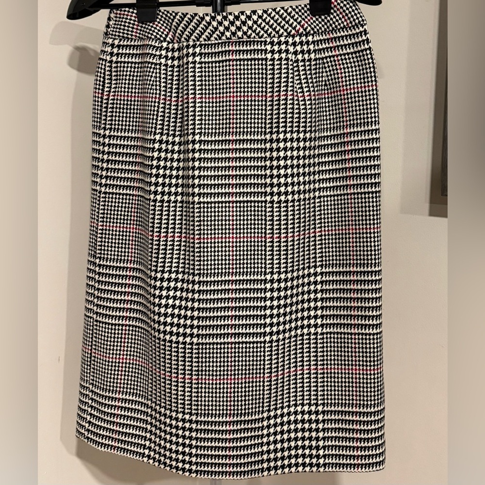 Talbots Vintage Houndstooth 100% Wool Skirt - Picture 3 of 11